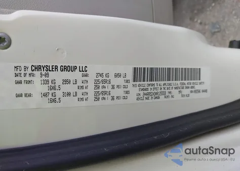 2010 Chrysler Town & Country Touring from USA, damaged, VIN 2A4RR5DX3AR125559